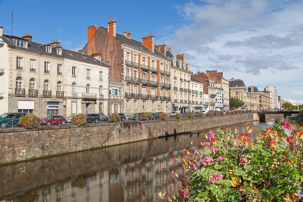 Dijk van de rivier Vilaine in Rennes — Stockfoto