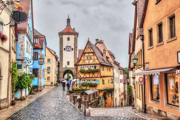 Città medievale Rothenburg ob der Tauber in caso di pioggia — Foto Stock