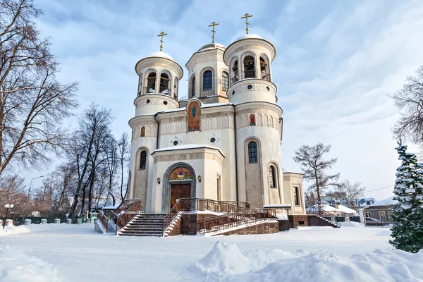 Himmelfahrtskathedrale im Winter in zvenigorod — Stockfoto