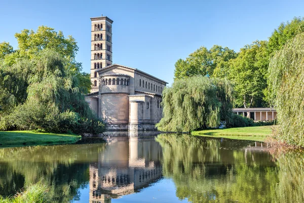 Evangelische Friedenskirche in Potsdam — Stockfoto