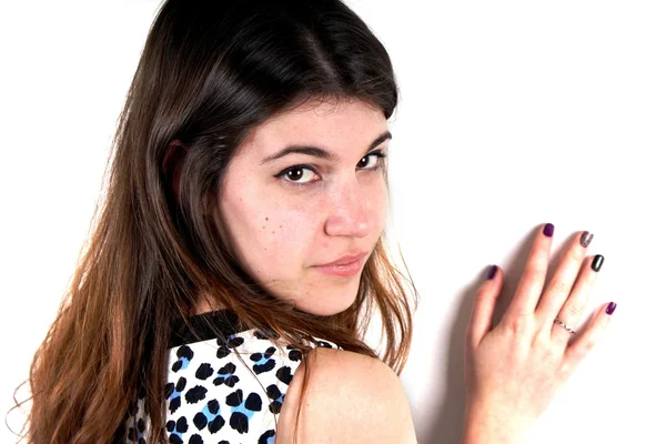 Estudio de una joven dama sobre fondo blanco — Foto de Stock