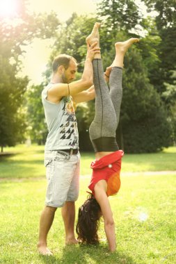 Sabah parkta egzersiz yapma