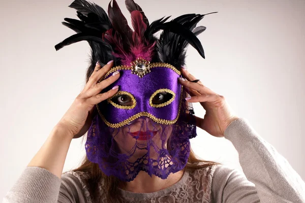 Senhora com máscara — Fotografia de Stock