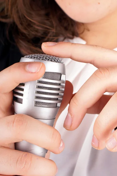 Ragazza con microfono — Foto Stock