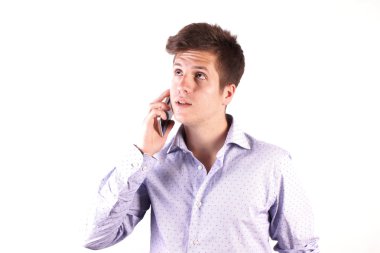 Cep telefonu olan çocuk