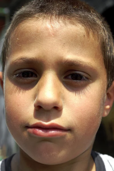 Dettaglio di tiro all'aperto di divertenti bambini che giocano — Foto Stock