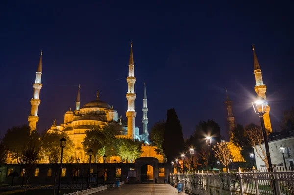 Masjid biru di malam hari, Istanbul, Turki — Stok Foto