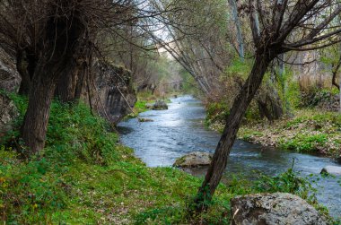 Peri masalı görünümü, nehir Ihalara Vadisi, Kapadokya, Türkiye