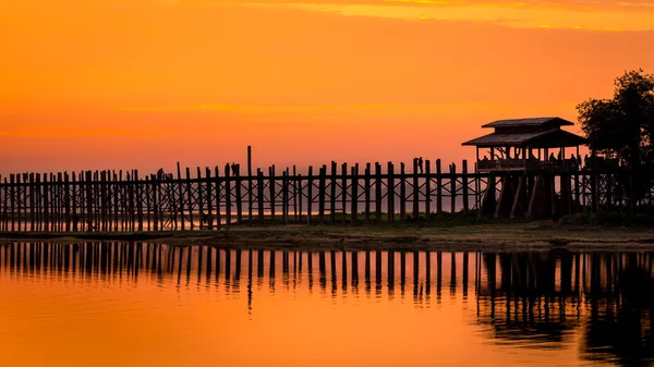 Ubein Bridge at sunrise, Mandalay, Myanmar Stock Photo