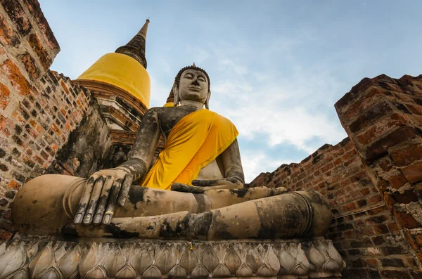 Wat yai chaimongkhon, Ayutthaya, Thailan antik Buda heykeli — Stok fotoğraf