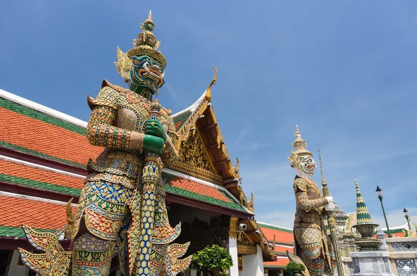 Giants in Grand palace and Wat Pra Keaw, Bangkok, Thailand — Stock Photo, Image