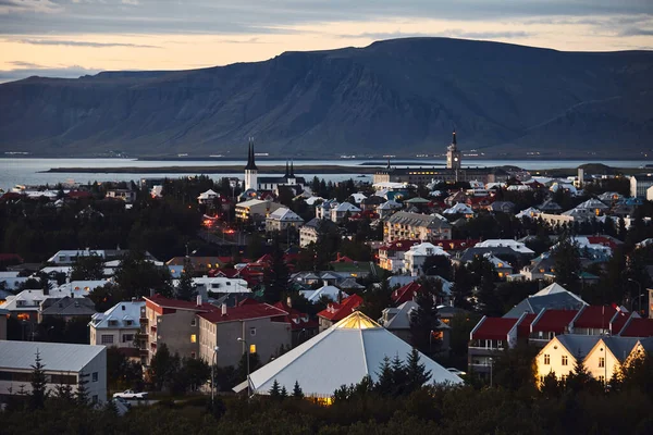 Beautiful Night Dusk View Reykjavik Iceland Aerial View Hallgrimskirkja Lutheran — Stock Photo, Image