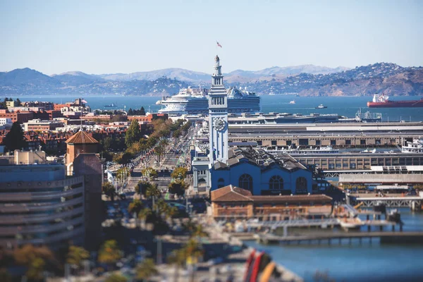 San Francisco Limanının Canlı Hava Manzarası Saat Kulesi Feribot Inşaatı — Stok fotoğraf