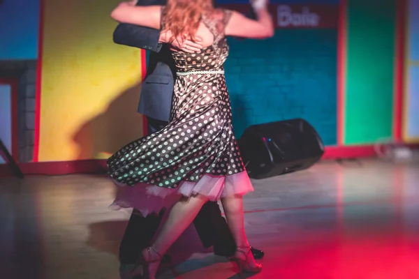 Couples Dancing Traditional Latin Argentinian Dance Milonga Ballroom Hall Tango — Fotografia de Stock