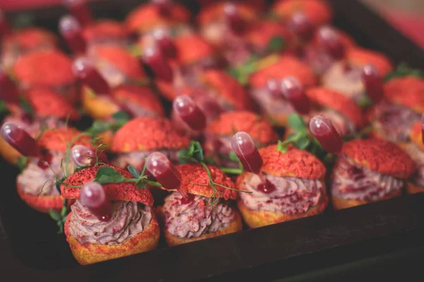 Catering Table Beautifully Decorated Banquet Variety Different Food Snacks Appetizers — Stock Photo, Image