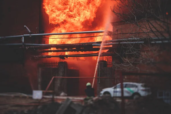 Les Pompiers Ont Éteint Grand Incendie Massif Groupe Pompiers Uniforme — Photo