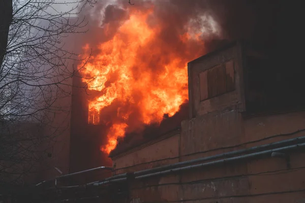 Massive Large Blaze Fire City Brick Factory Building Fire Hell — Stock Photo, Image