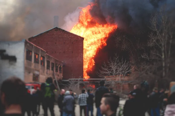 Massive Large Blaze Fire City Brick Factory Building Fire Hell — Stock Photo, Image