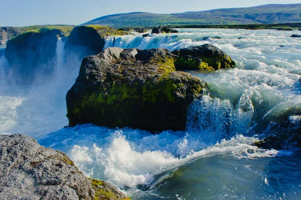 Hermosa imagen panorámica vibrante con una vista sobre la cascada de hielo en iceland goddafoss gullfoss skogafoss skogarfoss dettifoss seljalandsfoss — Foto de Stock