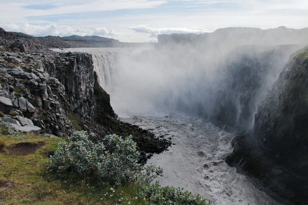 アイスランド アイスランド goddafoss グトルフォス スコウガ滝クヴォルスヴォールル dettifoss セリャラントスフォスの滝を望む美しい活気のあるパノラマ画像 — ストック写真