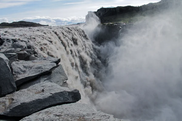 Beautiful vibrant panorama picture with a view on the icelandic waterfall in iceland goddafoss gullfoss skogafoss skogarfoss dettifoss seljalandsfoss — стоковое фото