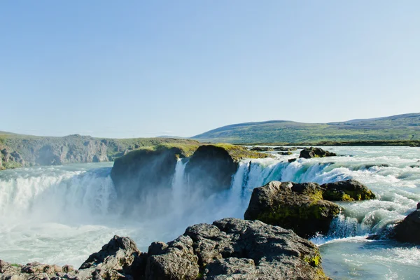 Beautiful vibrant panorama picture with a view on icelandic waterfall in iceland goddafoss gullfoss skogafoss skogarfoss dettifoss seljalandsfoss — Stock Photo, Image