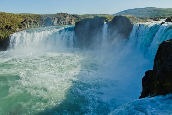 Hermosa imagen panorámica vibrante con una vista sobre la cascada de hielo en iceland goddafoss gullfoss skogafoss skogarfoss dettifoss seljalandsfoss — Foto de Stock