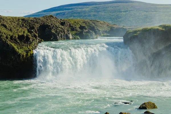 Beautiful vibrant panorama picture with a view on the icelandic waterfall in iceland goddafoss gullfoss skogafoss skogarfoss dettifoss seljalandsfoss — стоковое фото