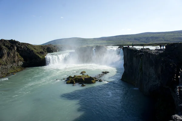 Schönes lebendiges Panoramabild mit Blick auf isländischen Wasserfall in Island goddafoss gullfoss skogafoss skogarfoss dettifoss seljalandsfoss — Stockfoto