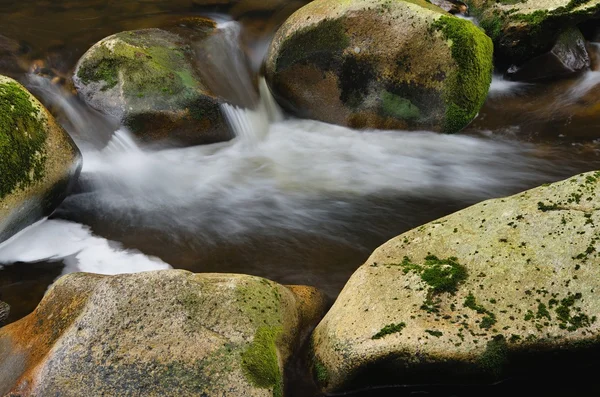 Cascata — Fotografia de Stock