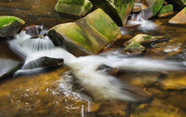 Cascata — Fotografia de Stock