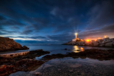 Botafoc deniz feneri (Botafoch), Balear Adaları, İbiza limanının kuzey girişinde Botafoc adasında bulunan bir deniz feneridir.