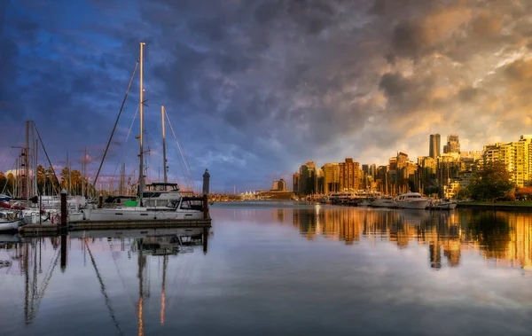 Gyönyörű Város Vancouver Kanada Naplementekor — Stock Fotó