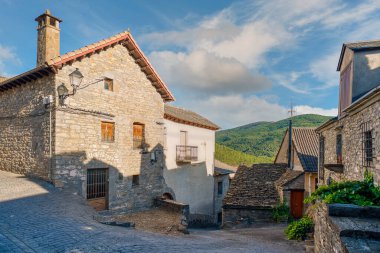 Castiello de Jaca, İspanya 'nın Aragon özerk bölgesinde, Huesca eyaletinin Jaca eyaletine bağlı belediyesi..
