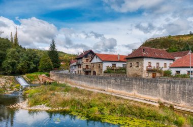 Ezpeleta ya da Espeleta, Fransa 'nın Yeni Akitanya bölgesinde Pyrnes-Atlantik departmanında yer alan bir Fransız kasabasıdır.