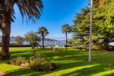 Hendaye, Yeni Akitanya Bölgesi 'nde Pyrnes-Atlantik Bölgesi' nde bir Fransız komünü. İspanya sınırına yakın bir yerde, Fransız Bask ülkesinde.