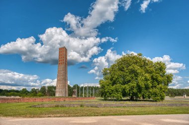 Sachsenhausen toplama kampı, Almanya 'nın Brandenburg kentindeki Oranienburg kasabasında 1936 yılında Naziler tarafından inşa edilmiştir..