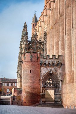 Albi Başpiskoposluğundaki Saint Cecilia Katedrali, Fransa 'da bulunan bir dini binadır..