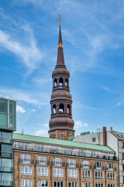 Hamburg-Mitte, Almanya 'nın Hamburg eyaletinde yer alan bir şehirdir. Hamburg-Altstadt ve Neustadt ilçeleri de Hamburg-Mitte 'nin bir parçasıdır..