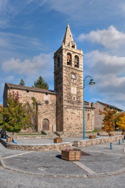 Fransız kenti ve Que komünü Fransa 'nın Pyrnes-Orientales bölgesinde yer almaktadır. (Belediye binası).