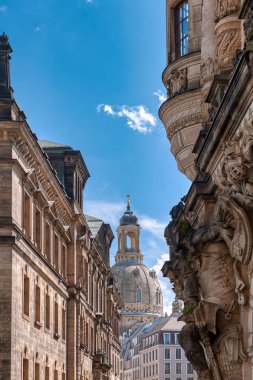 Dresden, Almanya 'nın doğusunda Saksonya eyaletinin başkentidir..