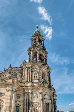 Dresden, Almanya 'nın doğusunda Saksonya eyaletinin başkentidir..