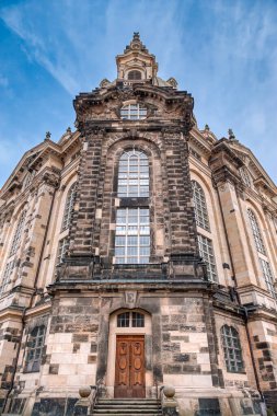 Dresden, Almanya 'nın doğusunda Saksonya eyaletinin başkentidir..