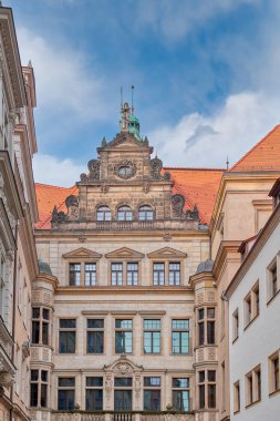 Dresden, Almanya 'nın doğusunda Saksonya eyaletinin başkentidir..