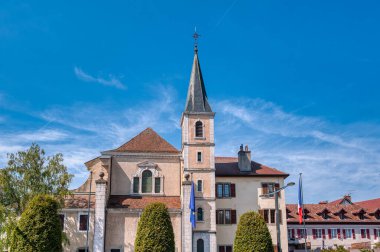 La Clusaz, Fransa 'nın Rhne-Alpes bölgesinde yer alan bir şehirdir..