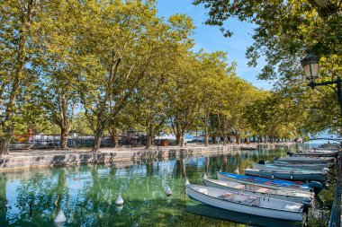 La Clusaz, Fransa 'nın Rhne-Alpes bölgesinde yer alan bir şehirdir..