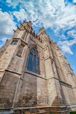 York Katedrali (York Minster), İngiltere 'nin kuzeyinde York şehrinde bulunan Gotik tarzı bir katedral..