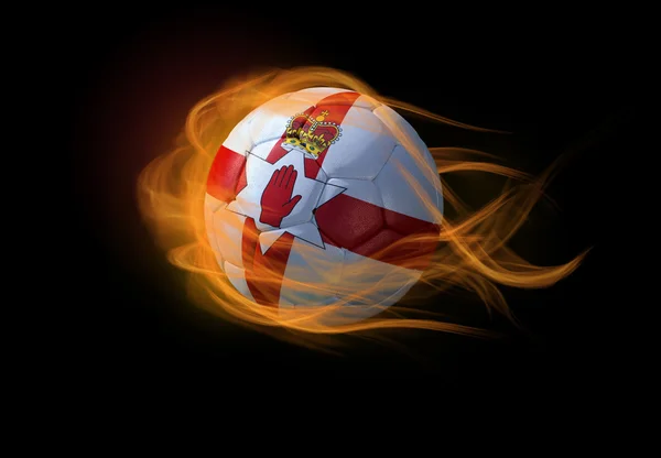 Soccer Ball met de nationale vlag van Noord-Ierland, het maken van een vlam. — Stockfoto