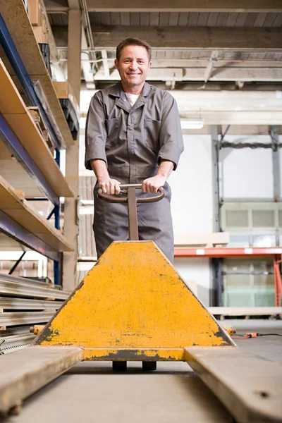 Portrait of the warehouse worker — Stock Photo, Image