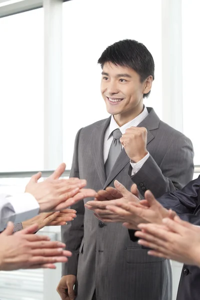 Crowd Applauding for Businessman — Stock Photo, Image